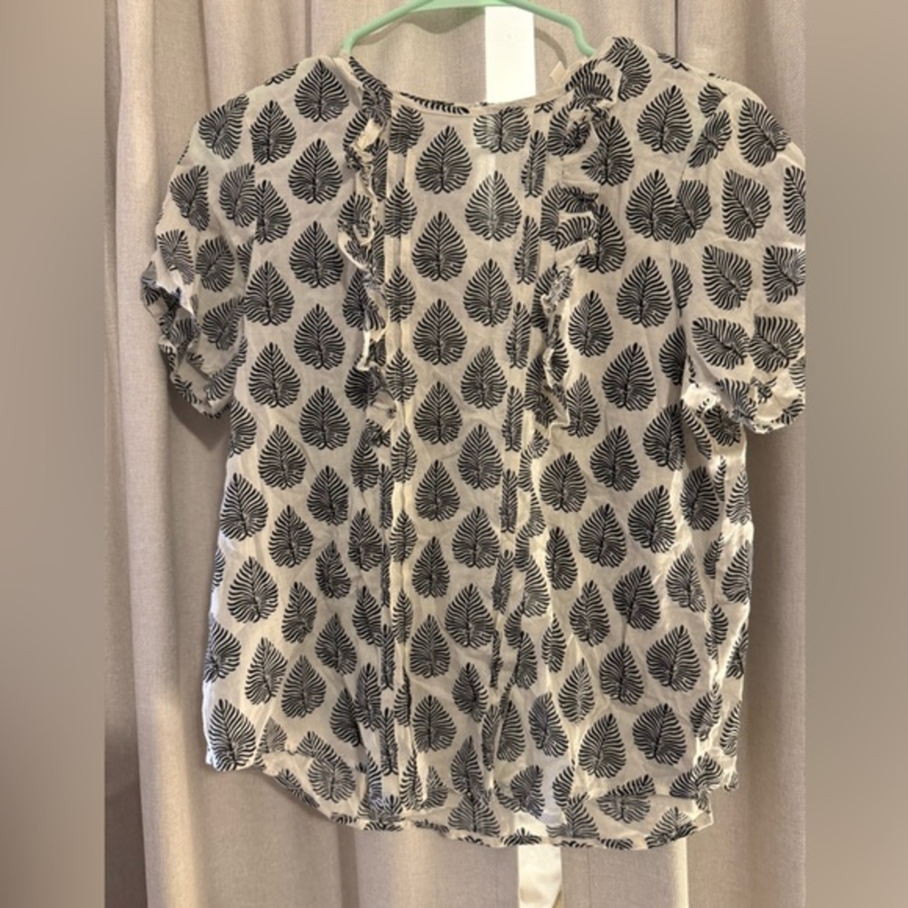 Bohme Short-Sleeve Top with Black Leaf Print S